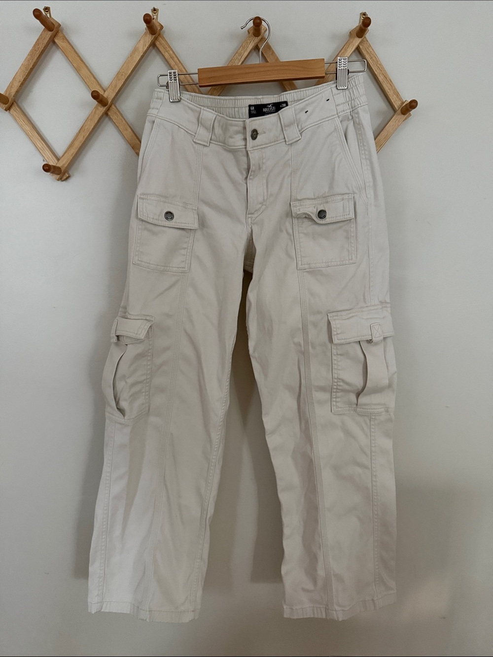 Hollister Womens 6R W28 Low Rise Baggy White Cargo Pants Y2K Utility